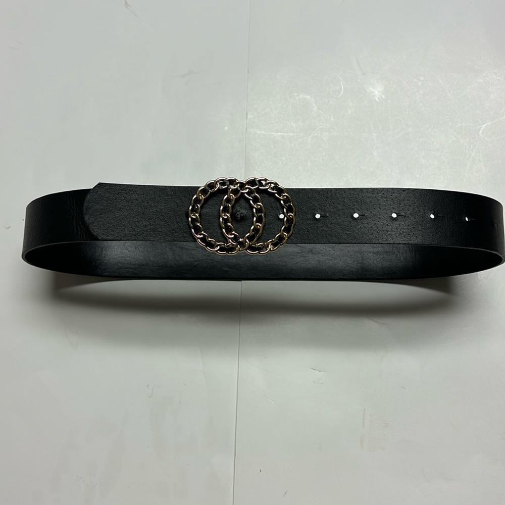 Women’s black unbranded belt